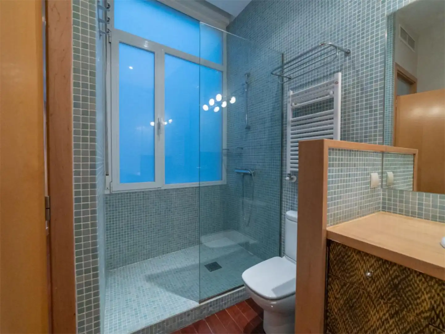 Oficina de alquiler en La Merced Baño de Oficina de alquiler en Málaga