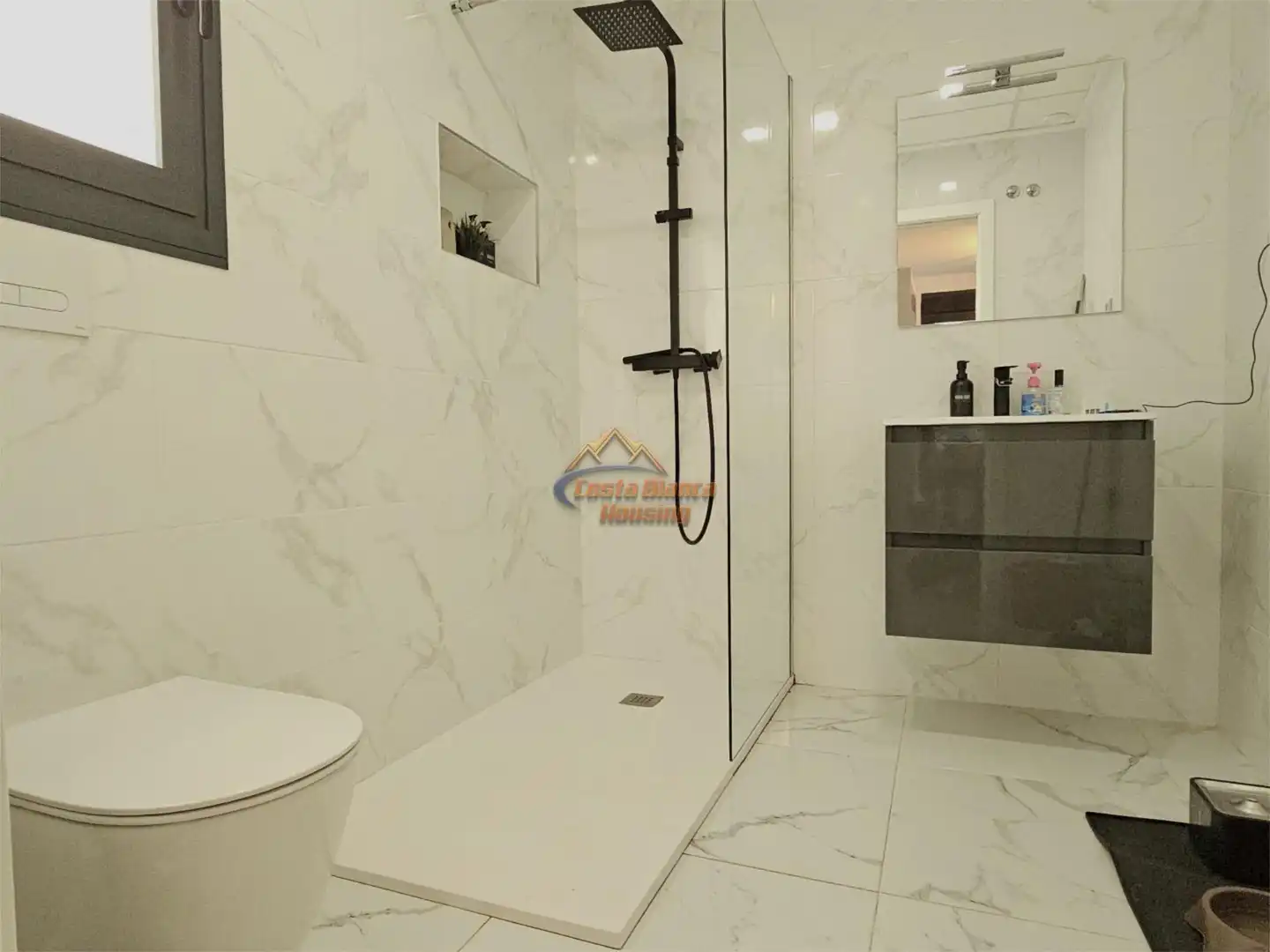 Casa o chalet en venta en Calle Algarrobo, 61, Los Montesinos Baño de Casa o chalet en venta en Los Montesinos con Aire acondicionado, Terraza y Piscina