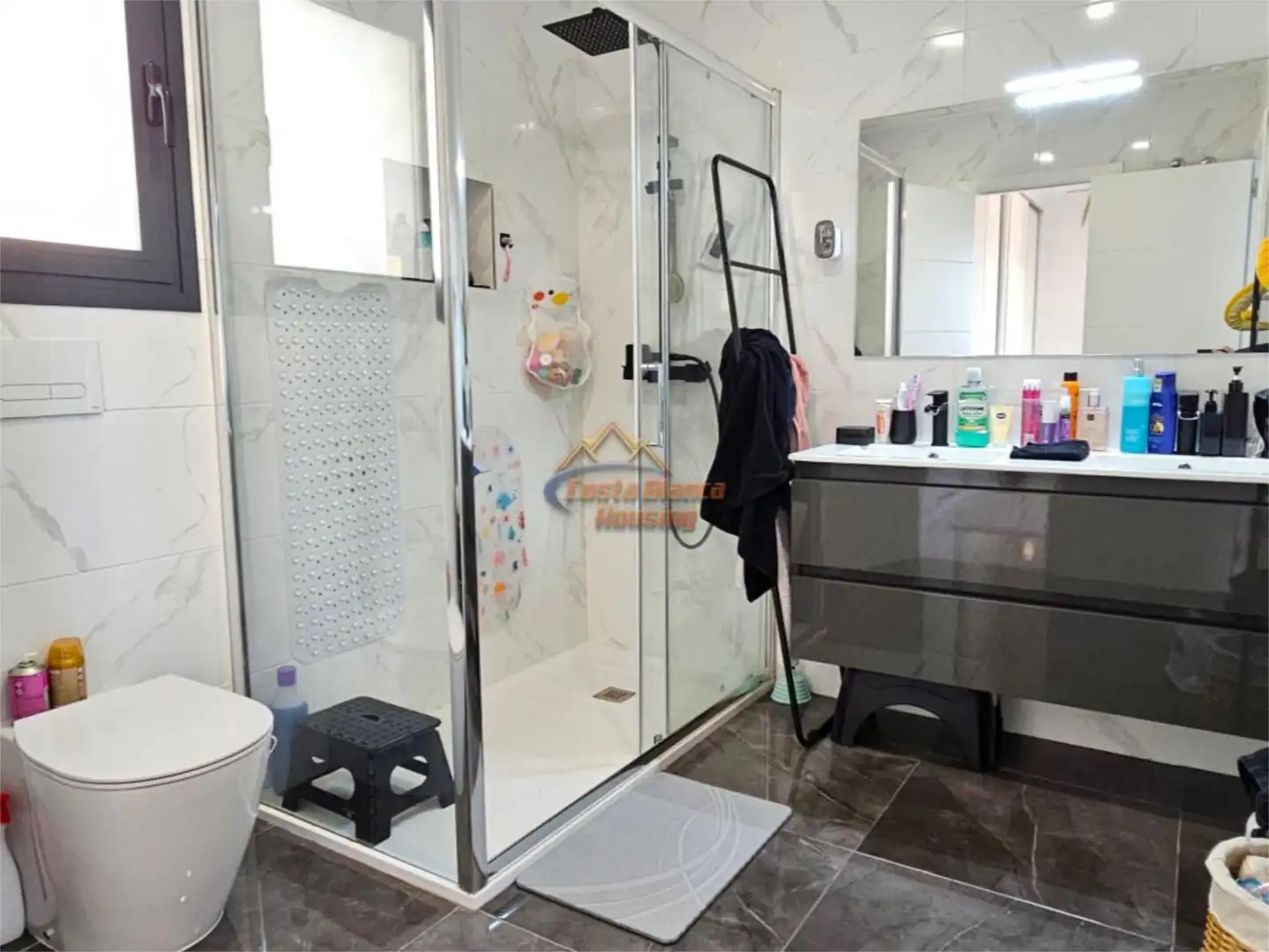 Casa o chalet en venta en Calle Algarrobo, 61, Los Montesinos Baño de Casa o chalet en venta en Los Montesinos con Aire acondicionado, Terraza y Piscina