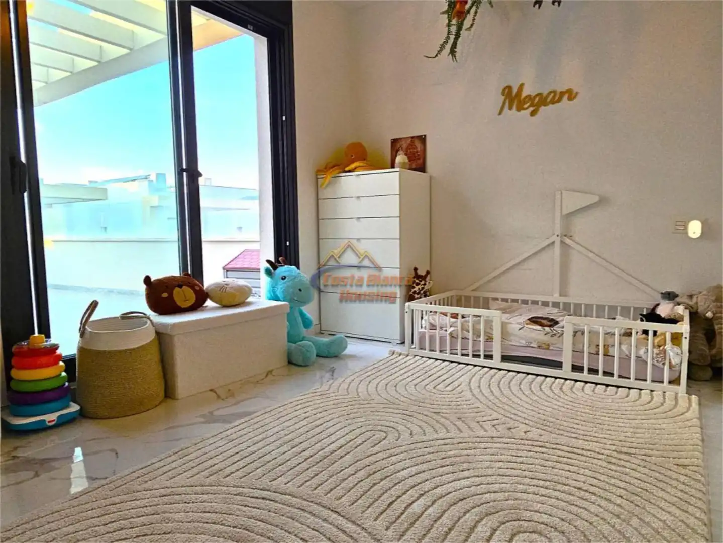 Casa o chalet en venta en Calle Algarrobo, 61, Los Montesinos Habitación de Casa o chalet en venta en Los Montesinos con Aire acondicionado, Terraza y Piscina