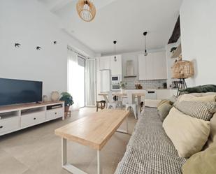 Living room of Flat for sale in  Cádiz Capital  with Air Conditioner and Balcony