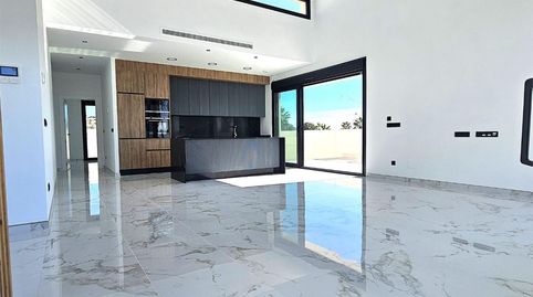 Foto 2 de Casa o chalet en venta en Avenida de Málaga, 34, Rojales, Alicante