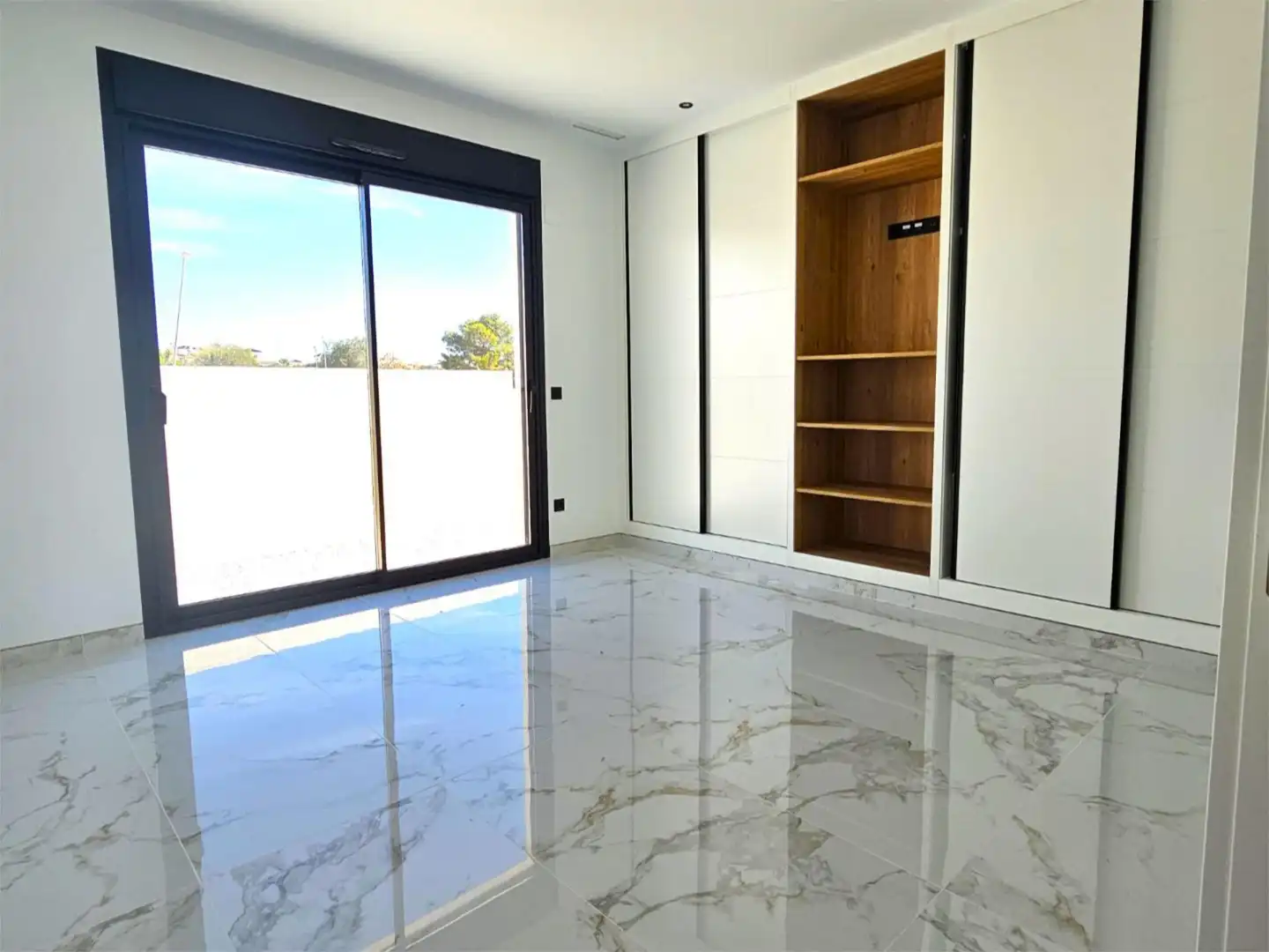 Casa o chalet en venta en Avenida de Málaga, 34, Lo Marabú Habitación de Casa o chalet en venta en Rojales con Terraza, Piscina y Balcón