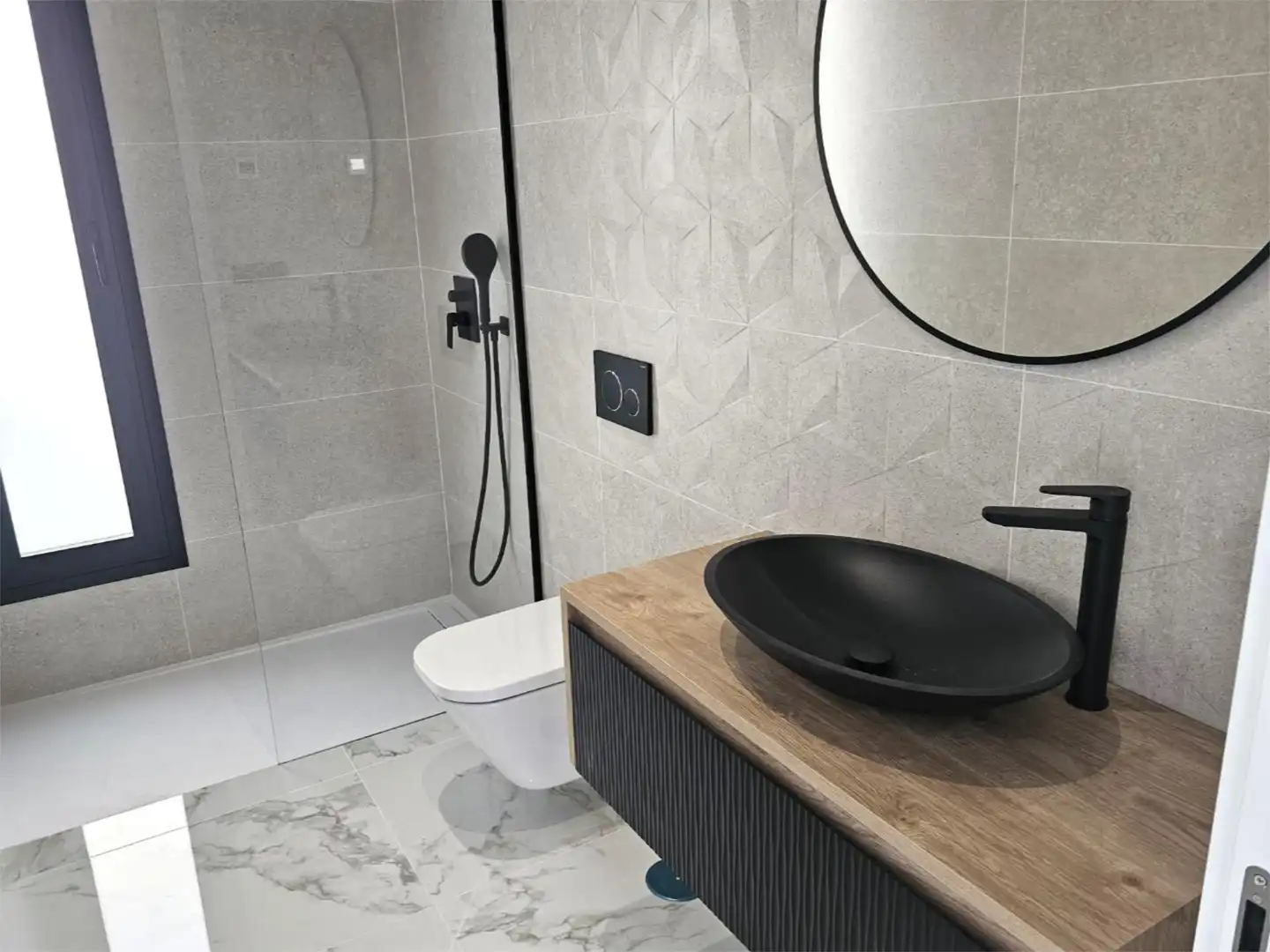 Casa o chalet en venta en Avenida de Málaga, 34, Lo Marabú Baño de Casa o chalet en venta en Rojales con Terraza, Piscina y Balcón