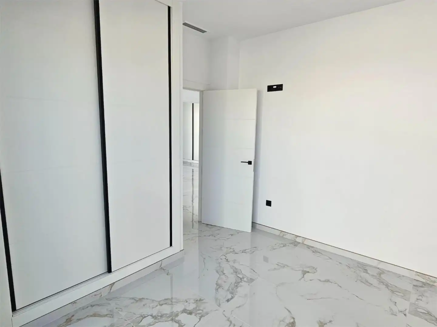 Casa o chalet en venta en Avenida de Málaga, 34, Lo Marabú Casa o chalet en venta en Rojales con Terraza, Piscina y Balcón