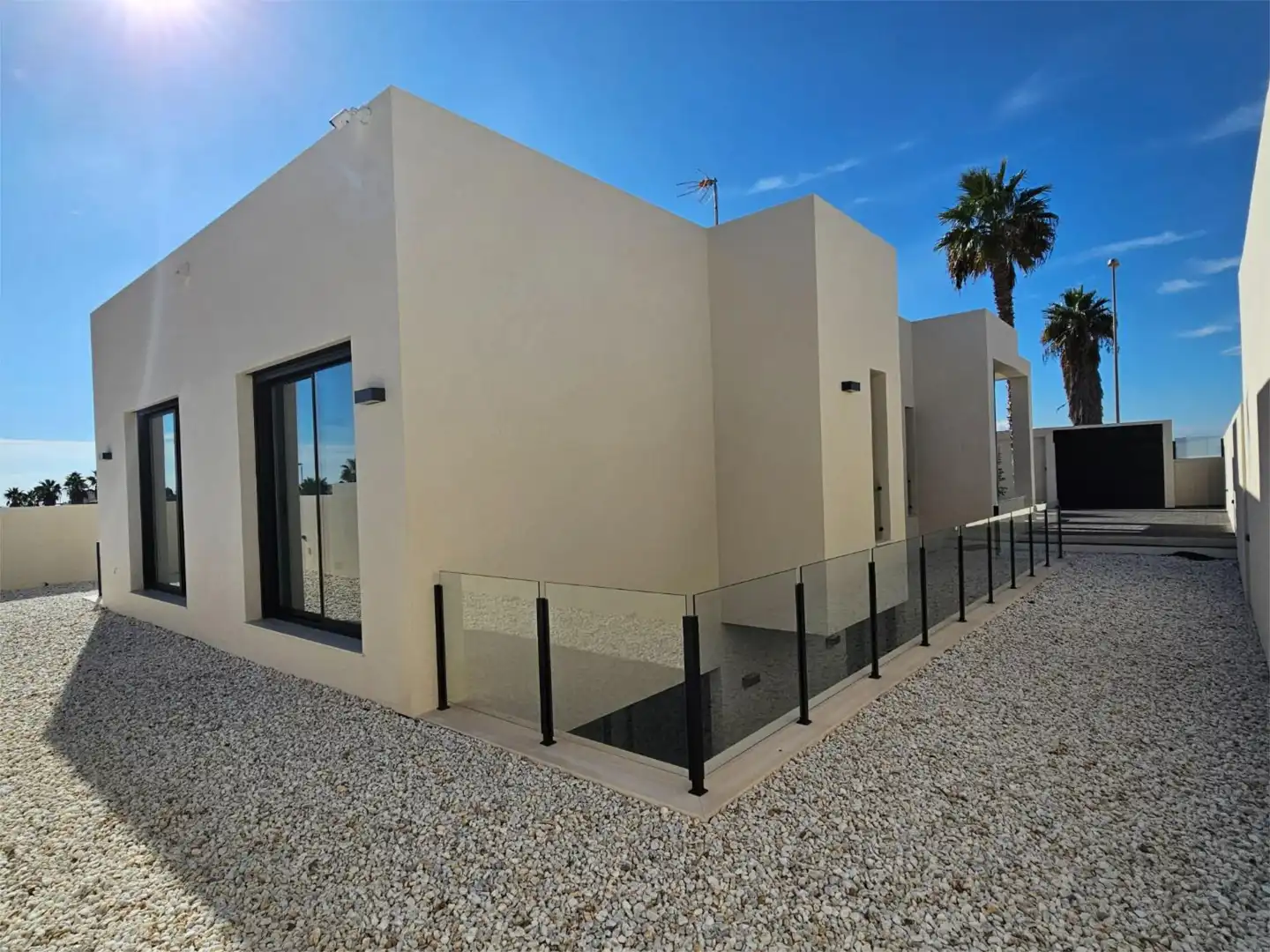 Casa o chalet en venta en Avenida de Málaga, 34, Lo Marabú Vista exterior de Casa o chalet en venta en Rojales con Terraza, Piscina y Balcón
