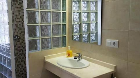 Foto 3 de Casa adosada para compartir en Carrer de la Corretgeria, 44, Xàtiva, Valencia