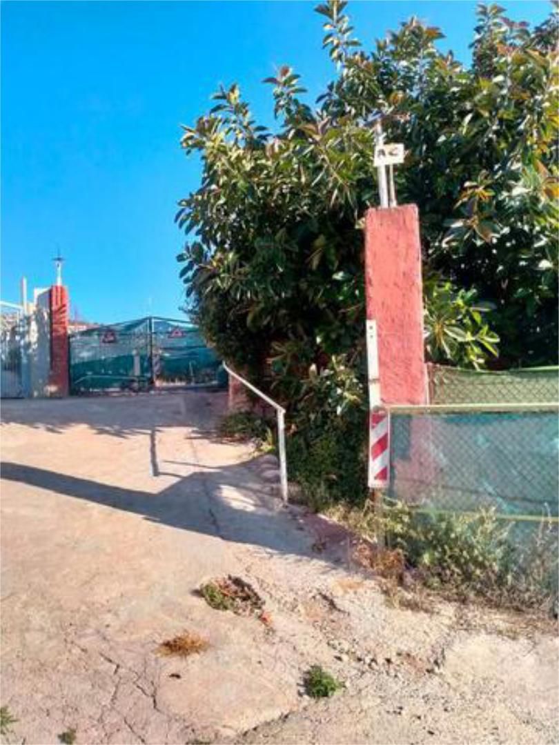 Vista exterior de Casa adosada en venda en Sagunto / Sagunt amb Jardí privat, Terrassa i Piscina