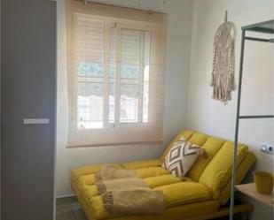 Dormitori de Apartament en venda en Santa Pola amb Terrassa