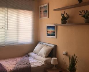 Bedroom of Flat to share in Rincón de la Victoria  with Air Conditioner