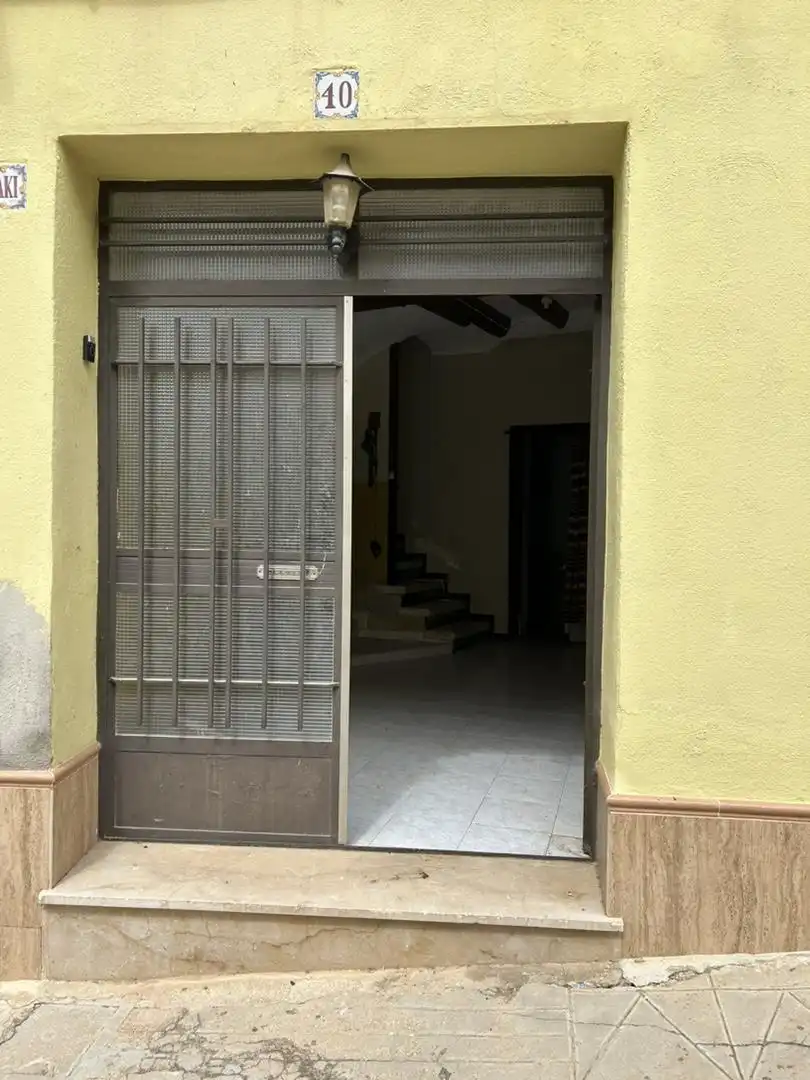 Casa adosada en venta en Carrer Doctor Juan Saiz, Rossell Casa adosada en venta en Rossell con Aire acondicionado, Calefacción y Jardín privado