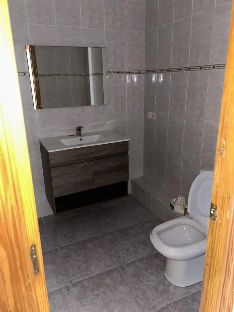 Casa adosada en venta en Carrer Doctor Juan Saiz, Rossell Baño de Casa adosada en venta en Rossell con Aire acondicionado, Calefacción y Jardín privado