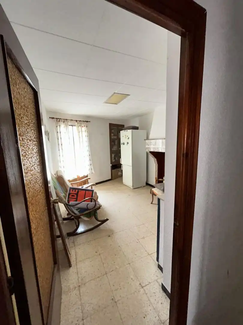 Casa adosada en venta en Carrer Doctor Juan Saiz, Rossell Sala de estar de Casa adosada en venta en Rossell con Aire acondicionado, Calefacción y Jardín privado