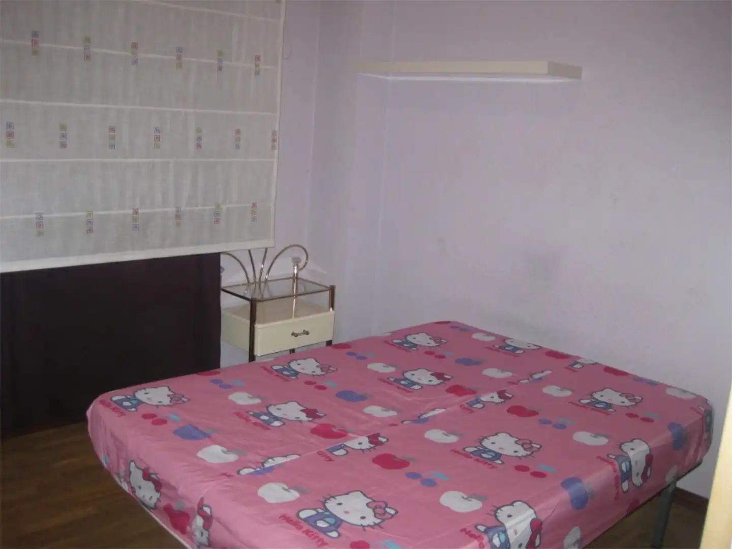 Habitación de Piso para compartir en San Sebastián de los Reyes con Calefacción, Parquet y Amueblado