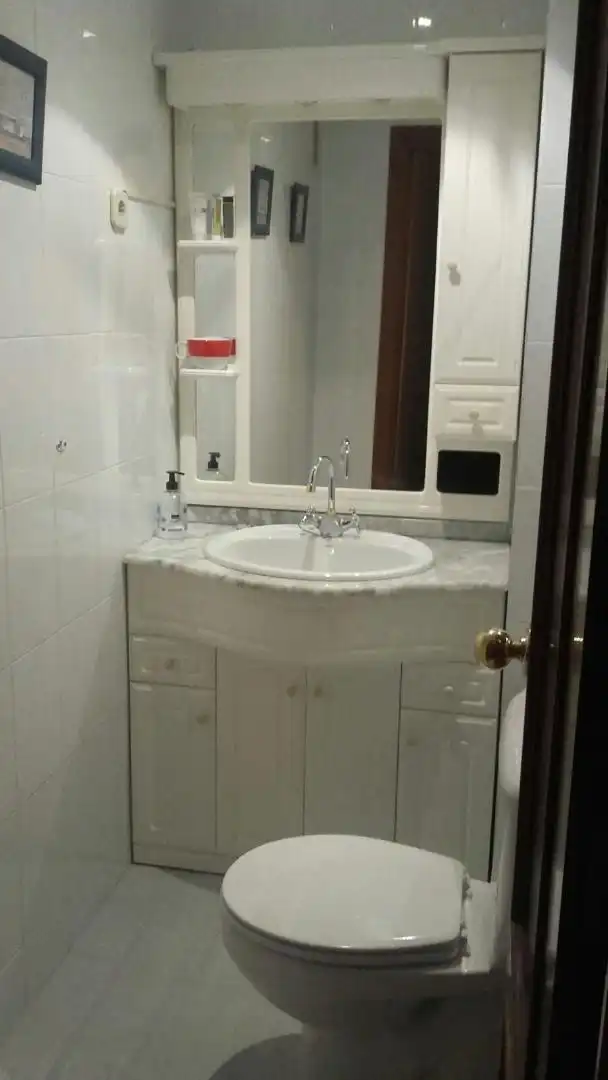 Baño de Piso para compartir en San Sebastián de los Reyes con Calefacción, Parquet y Amueblado