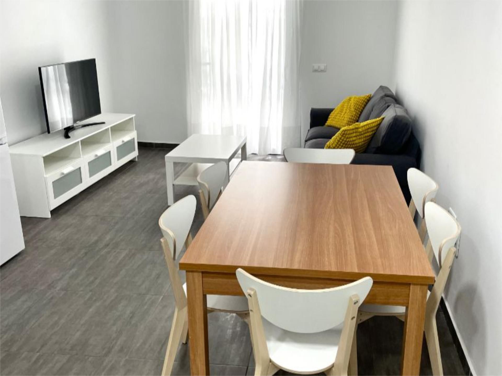 Planta baixa per a compartir a Carrer d'Herrero, 35, Hospital - Plaza del Real