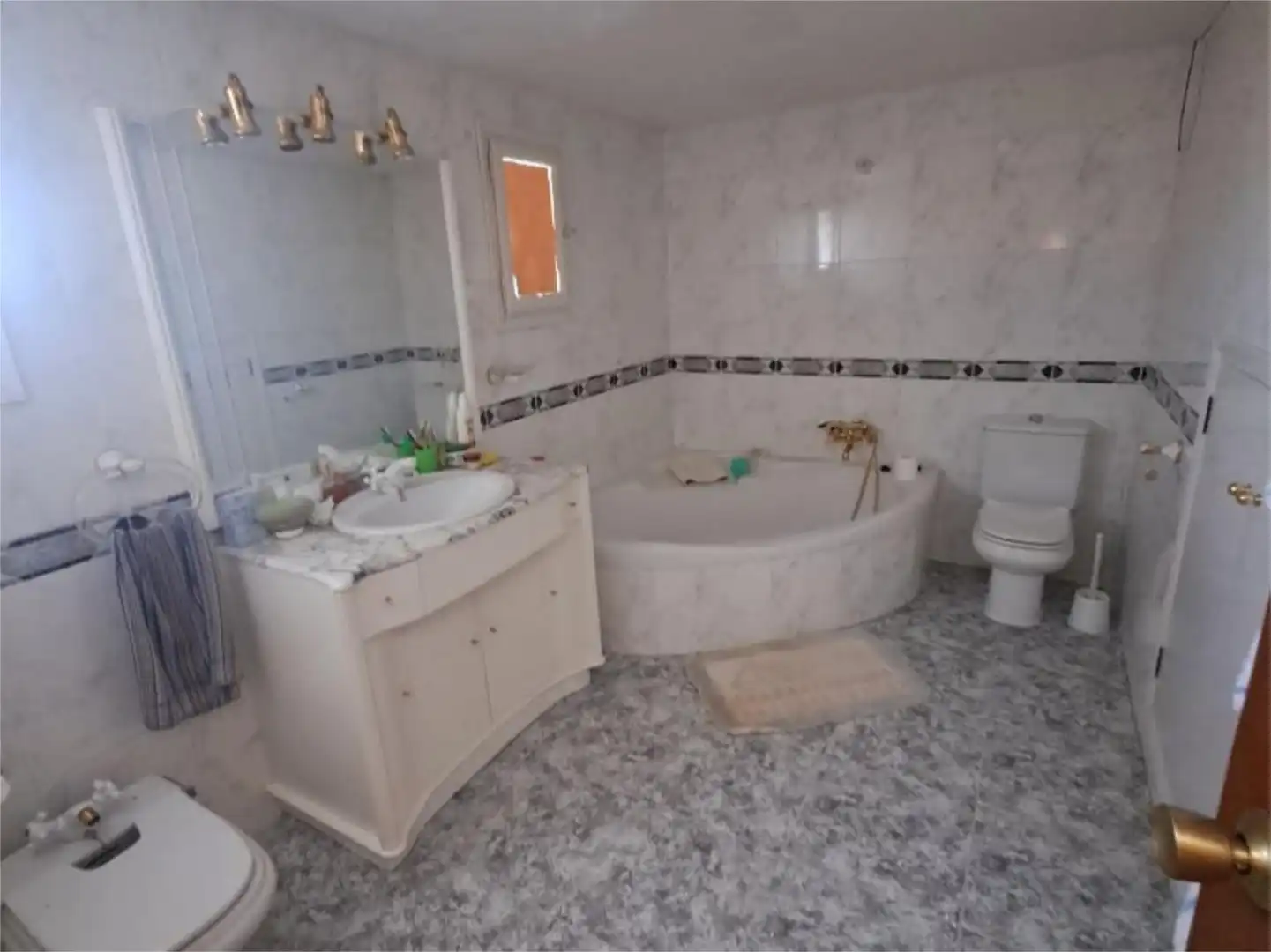 Casa o chalet en venta en Calle Alta, 3, Lalueza Baño de Casa o chalet en venta en Lalueza con Terraza y Balcón