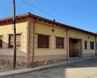 Exterior view of House or chalet for sale in Pino del Río  with Terrace and Furnished