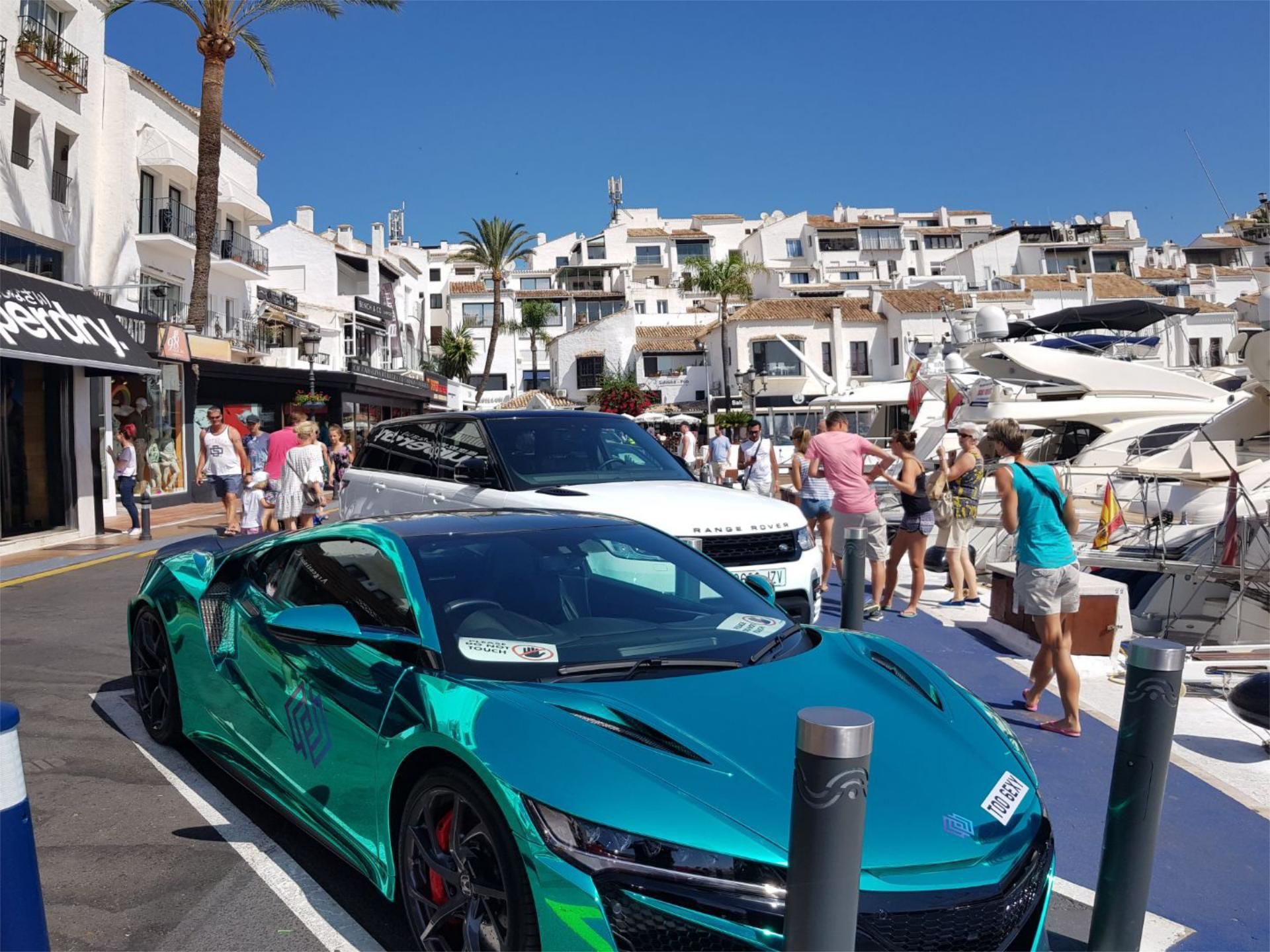 Vista exterior de Local de lloguer en Marbella