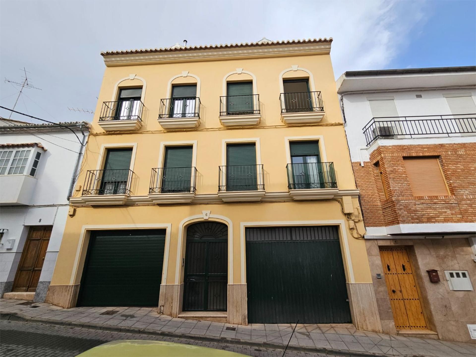 Exterior view of Flat for sale in Alameda  with Balcony