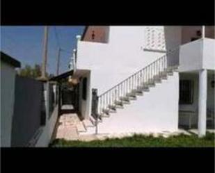 Exterior view of Single-family semi-detached to rent in Calzada de Valdunciel  with Heating, Private garden and Terrace