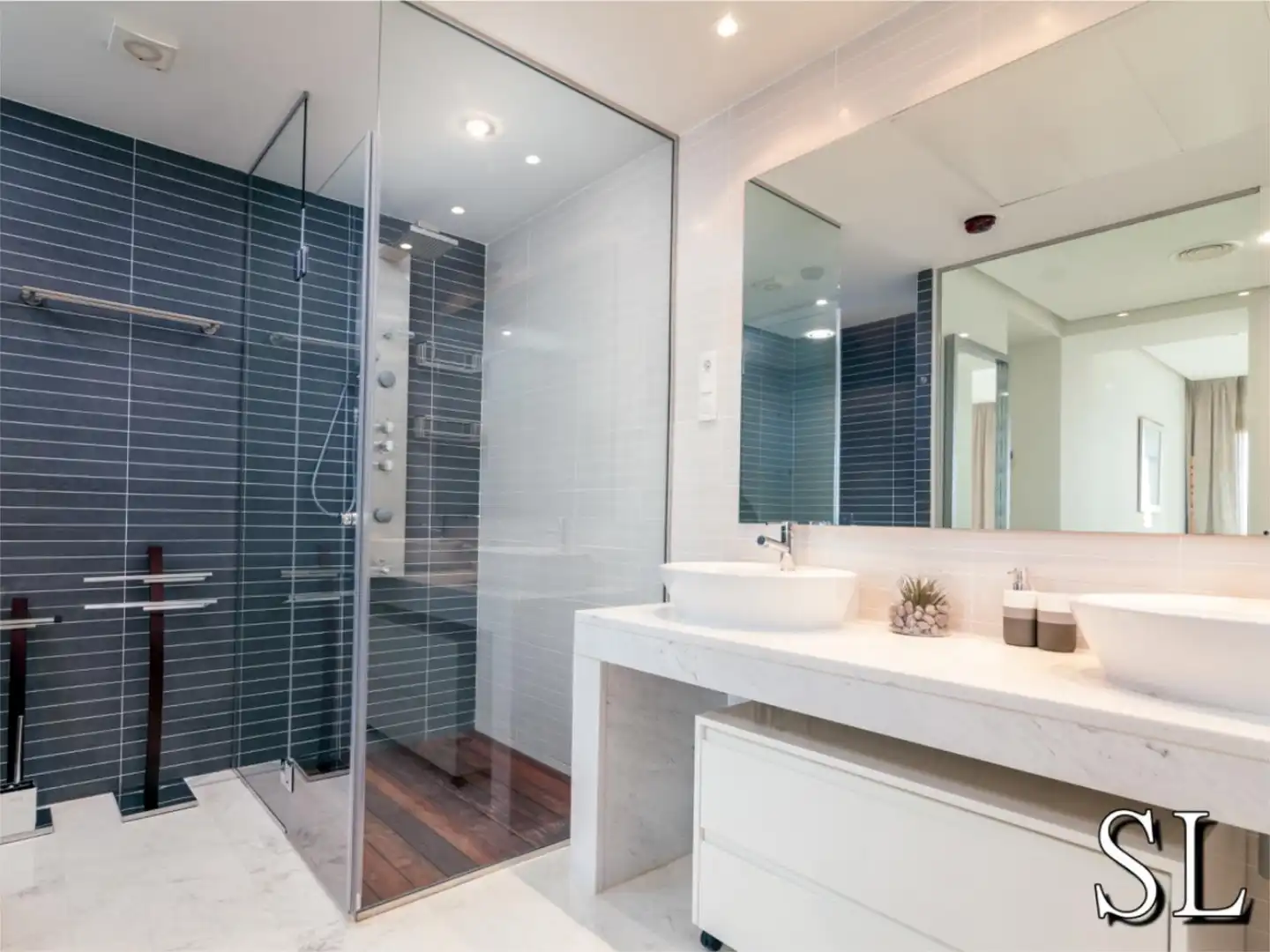 Flat for sale in Avenida Europa, 2020, Altea Hills Bathroom of Flat for sale in Altea with Air Conditioner, Terrace and Swimming Pool