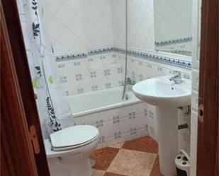 Bathroom of Flat to rent in Jaraíz de la Vera  with Terrace