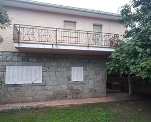 Vista exterior de Casa o xalet de lloguer en Collado Villalba amb Terrassa