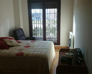 Bedroom of Planta baja for sale in Parla  with Air Conditioner and Swimming Pool