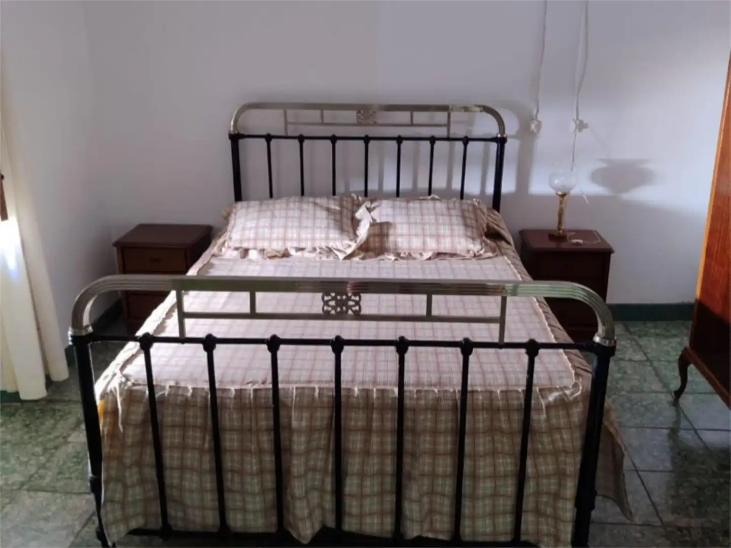 Casa adosada en venta en Calle Malavé, 116, Valle de la Serena Habitación de Casa adosada en venta en Valle de la Serena con Jardín privado, Amueblado y Balcón