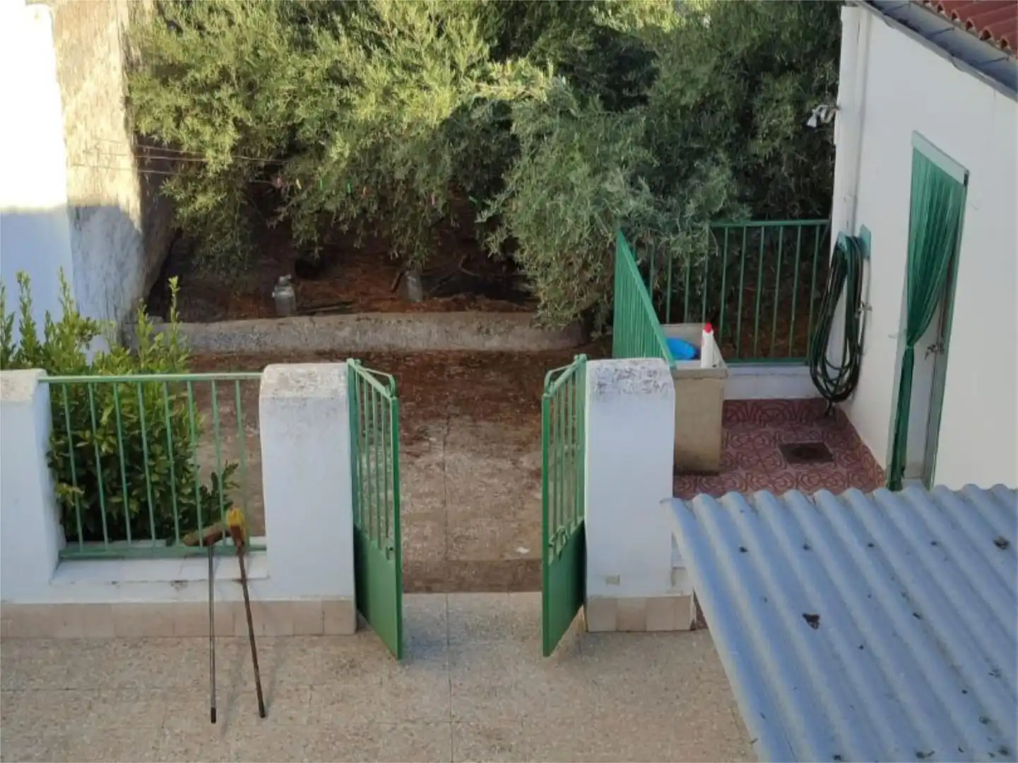 Casa adosada en venta en Calle Malavé, 116, Valle de la Serena Jardín de Casa adosada en venta en Valle de la Serena con Jardín privado, Amueblado y Balcón