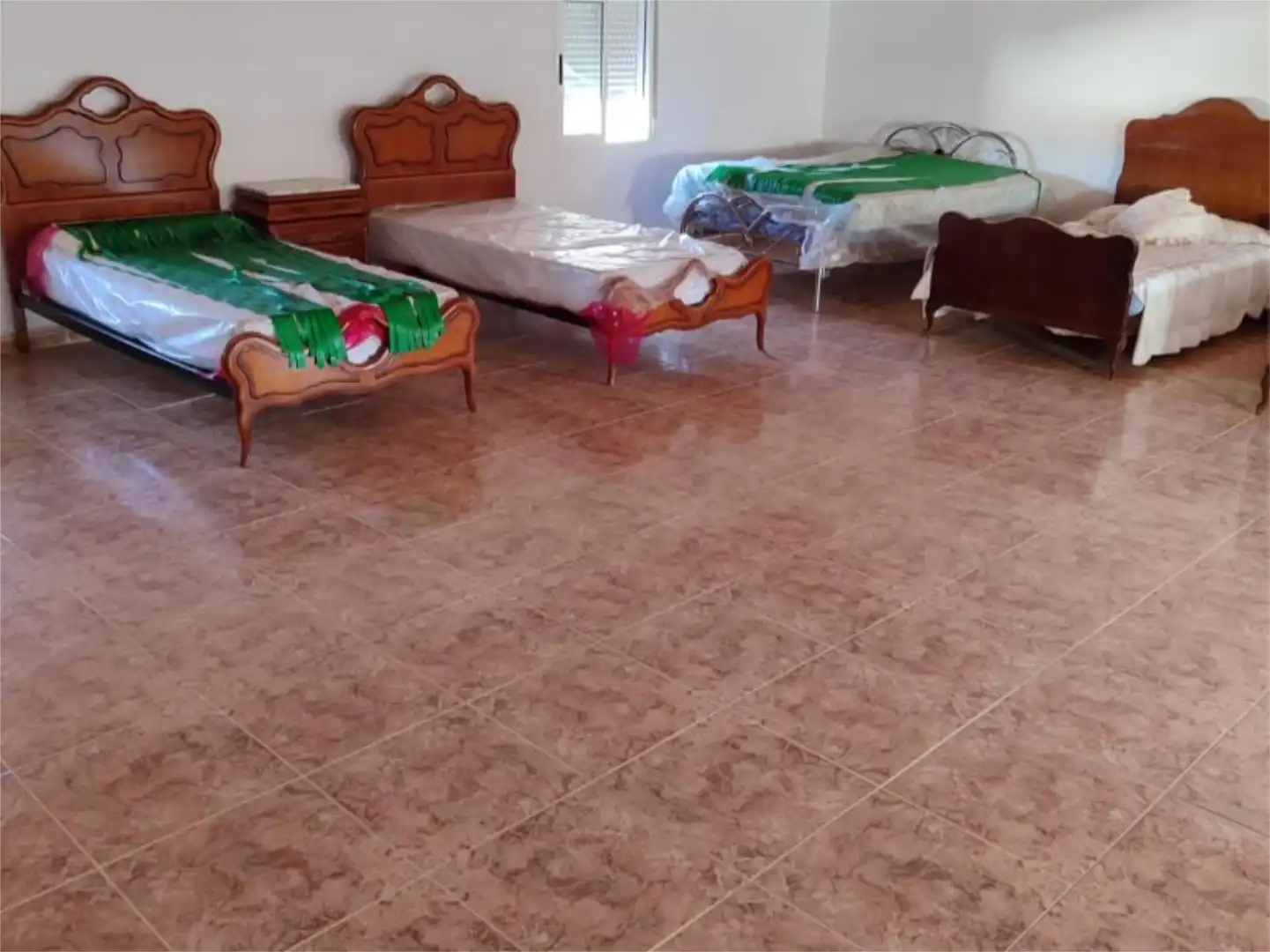 Casa adosada en venta en Calle Malavé, 116, Valle de la Serena Casa adosada en venta en Valle de la Serena con Jardín privado, Amueblado y Balcón