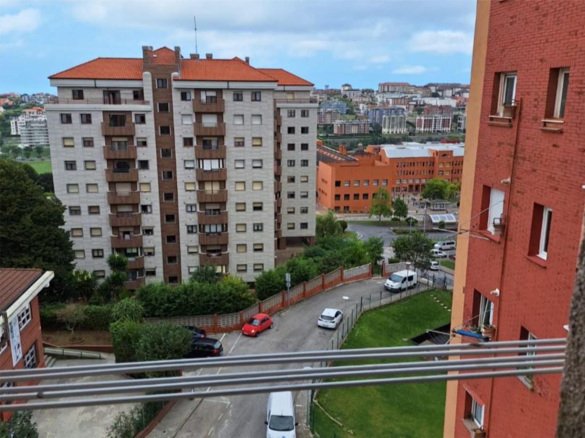 Exterior view of Flat to share in Santander  with Heating, Parquet flooring and Furnished