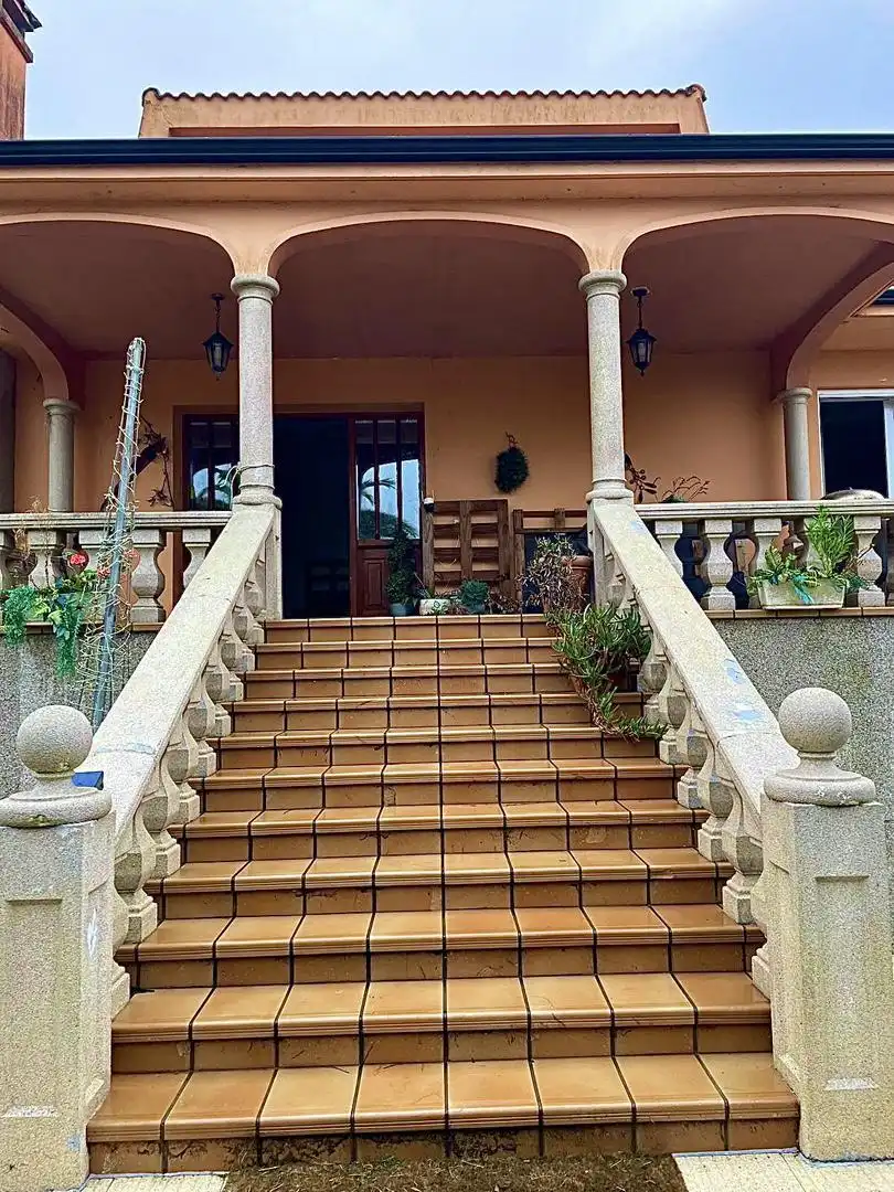 Casa o chalet en venta en Lugar Paredes, 2, Mesía Casa o chalet en venta en Mesía con Calefacción, Jardín privado y Parquet