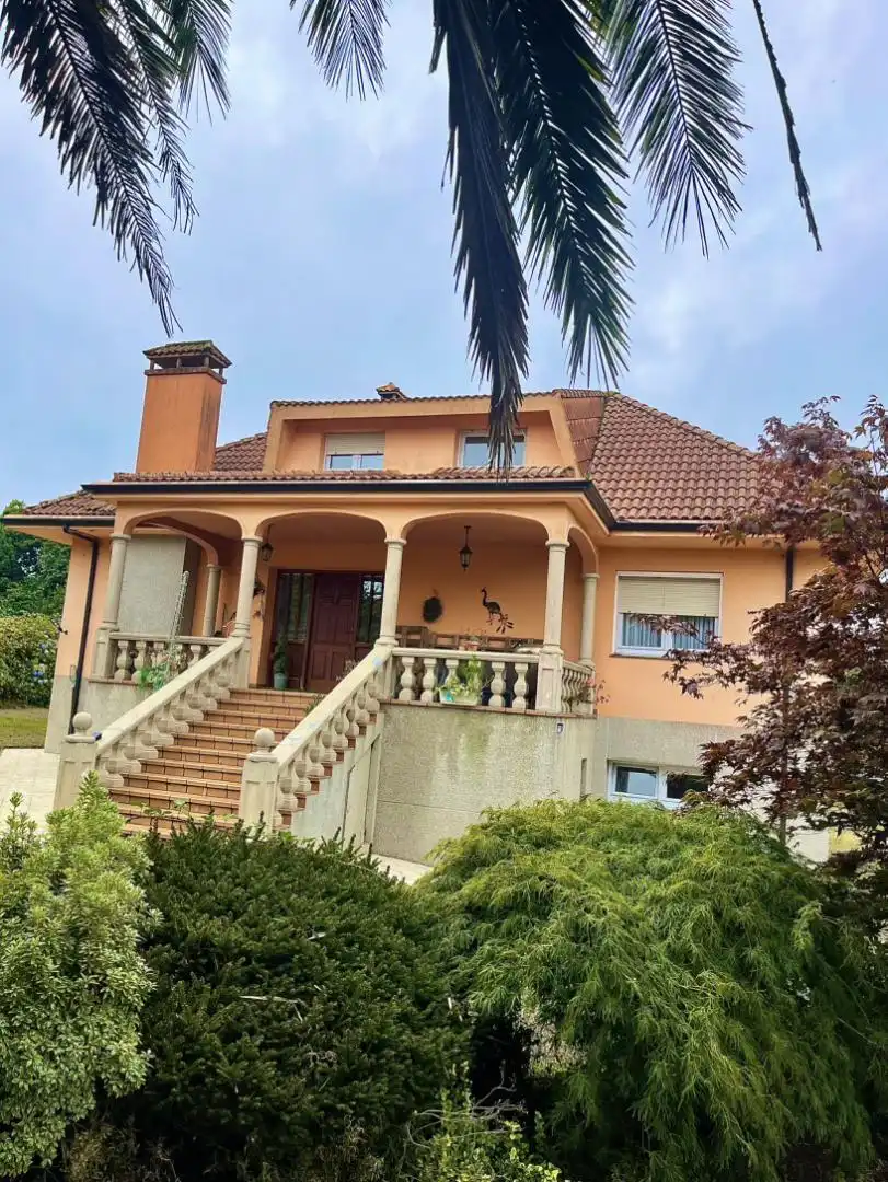 Casa o chalet en venta en Lugar Paredes, 2, Mesía Vista exterior de Casa o chalet en venta en Mesía con Calefacción, Jardín privado y Parquet