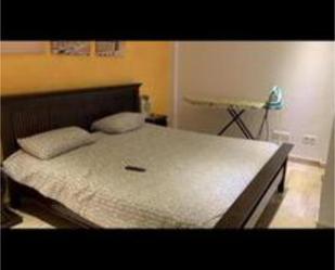 Bedroom of Flat to share in Santa Eulària des Riu  with Terrace