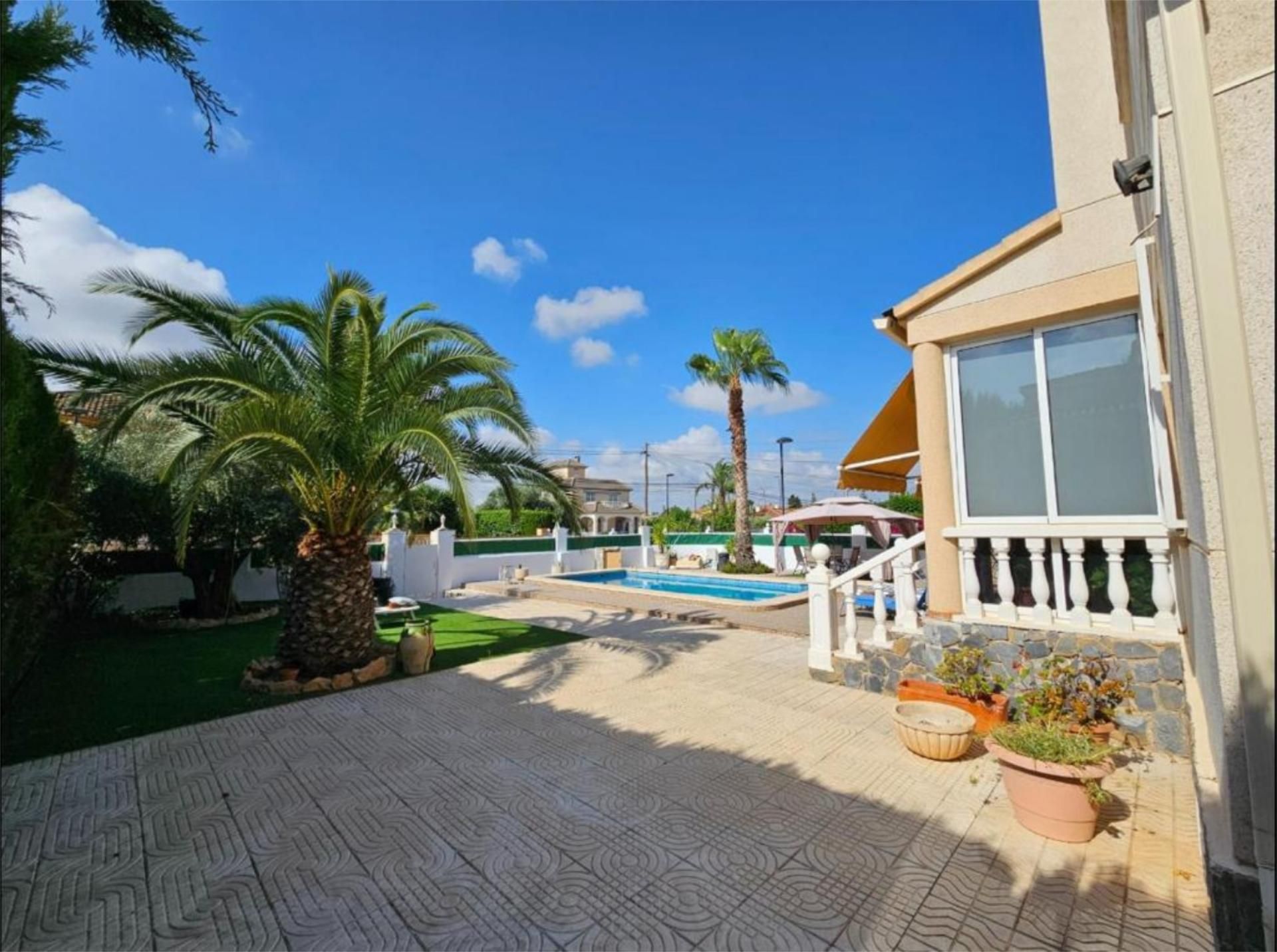 Jardí de Casa o xalet en venda en San Vicente del Raspeig / Sant Vicent del Raspeig amb Aire condicionat, Calefacció i Parquet