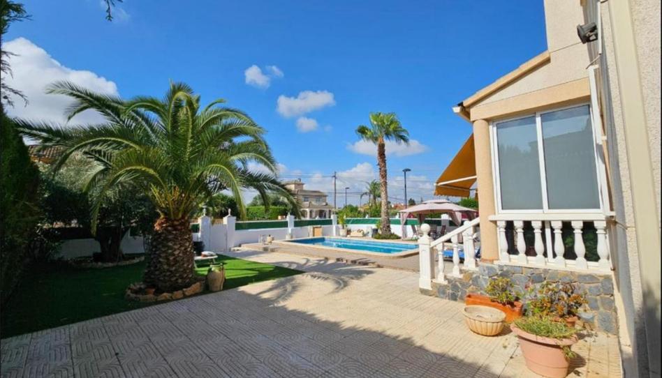 Foto 1 de Casa o xalet en venda a Calle Cedro, 1, Los Girasoles, Alicante