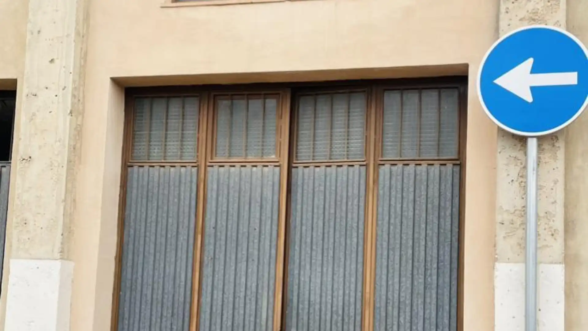 Vista exterior de Local en venta en Tudela