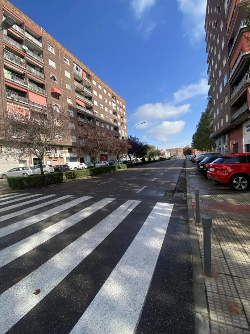 Vista exterior de Garatge en venda en Talavera de la Reina
