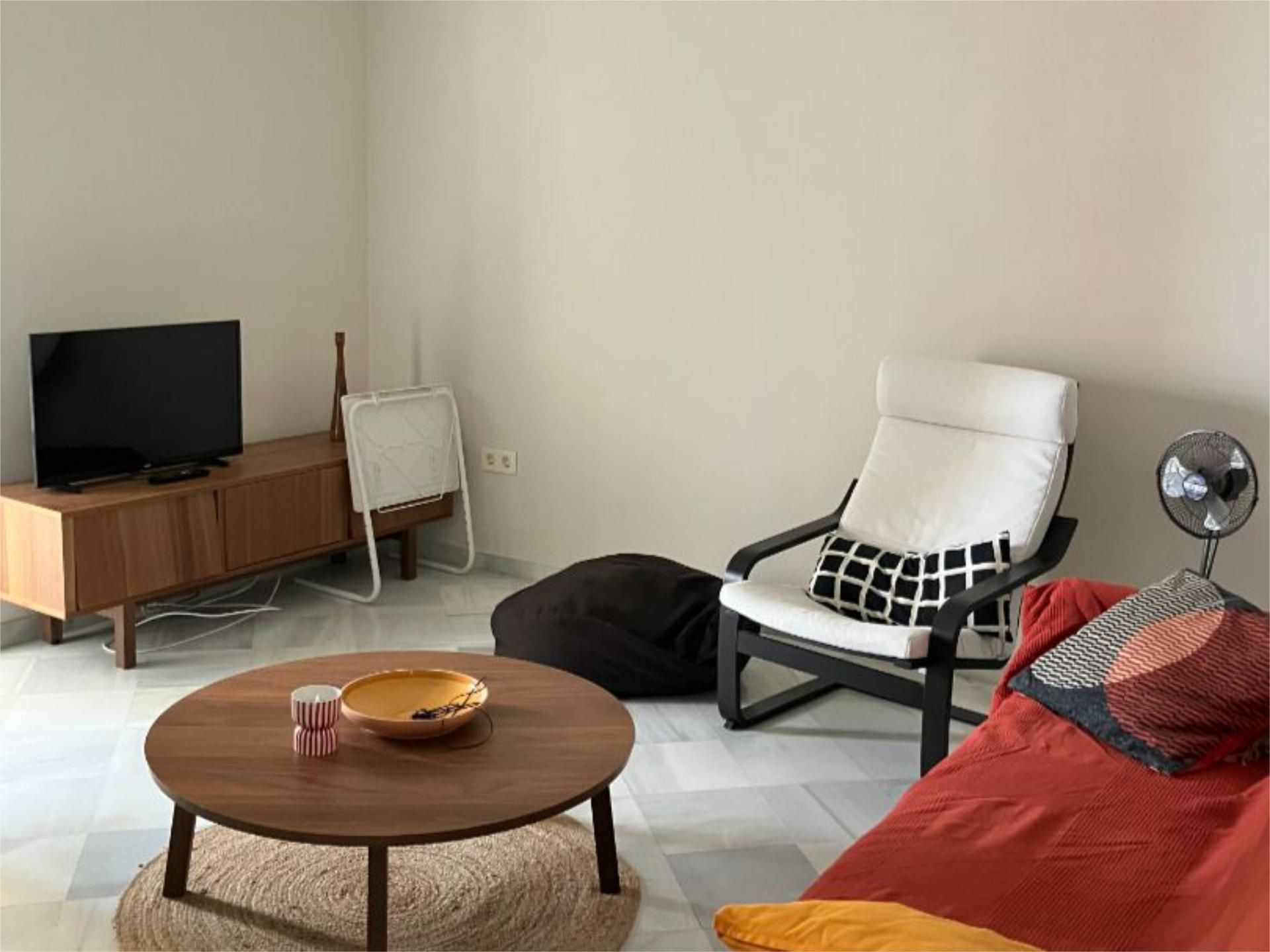 Living room of Flat to rent in  Cádiz Capital  with Furnished and Balcony