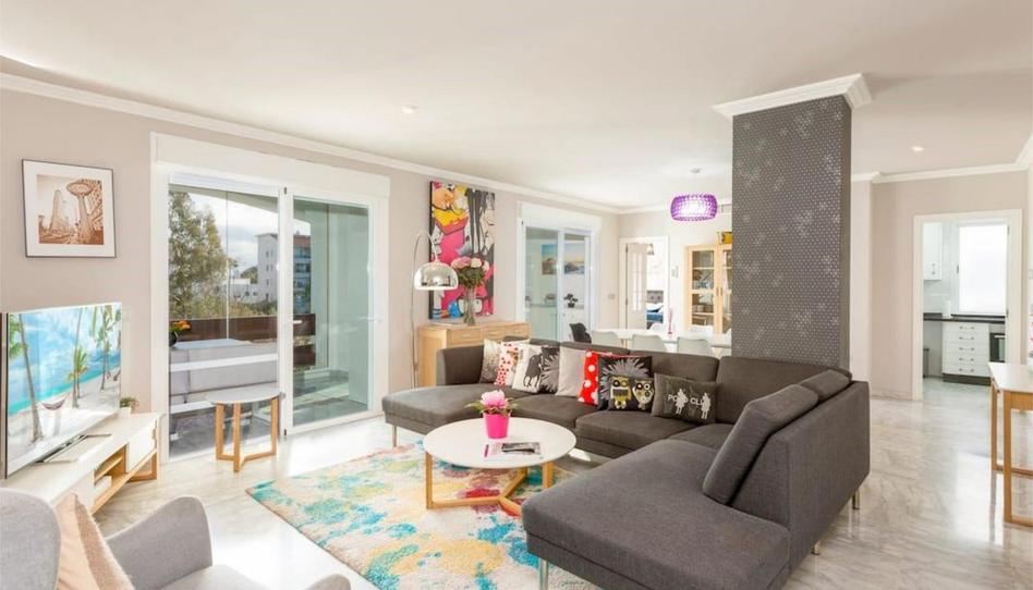 Photo 1 of Flat for sale in Calle Vargas Llosa, 1, Puerto Banús, Málaga