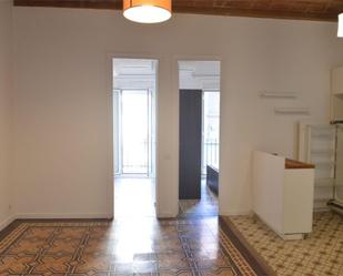 Flat for sale in  Barcelona Capital  with Air Conditioner and Balcony