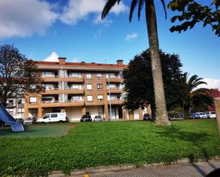 Vista exterior de Pis en venda en Bermeo amb Terrassa i Balcó