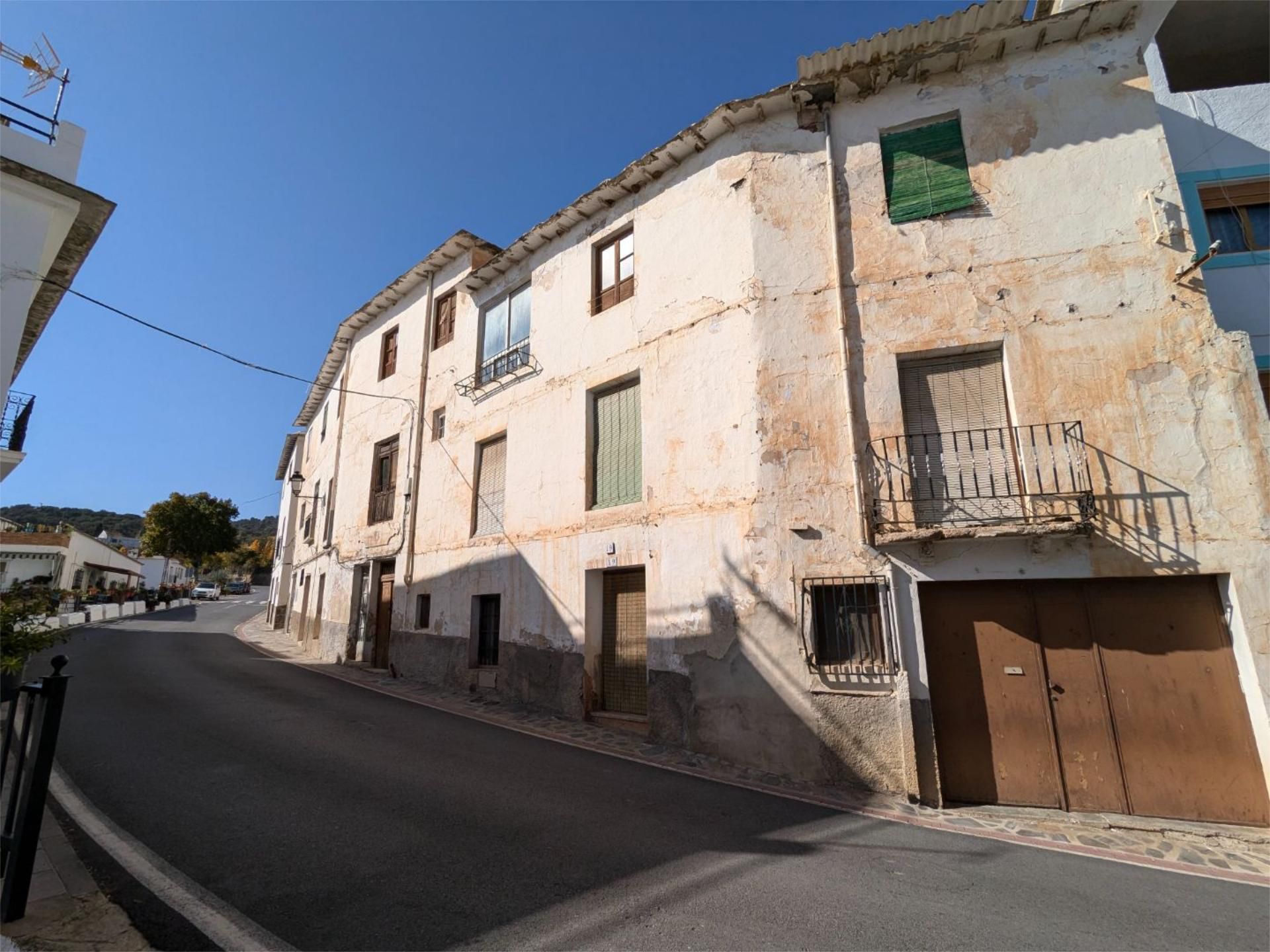 Vista exterior de Casa adosada en venda en Alpujarra de la Sierra amb Terrassa