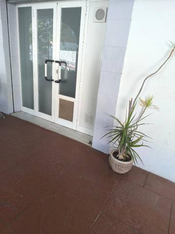 Local comercial en Alquiler en Avenida Mercado, 3 en Huerta Belón - Calvario