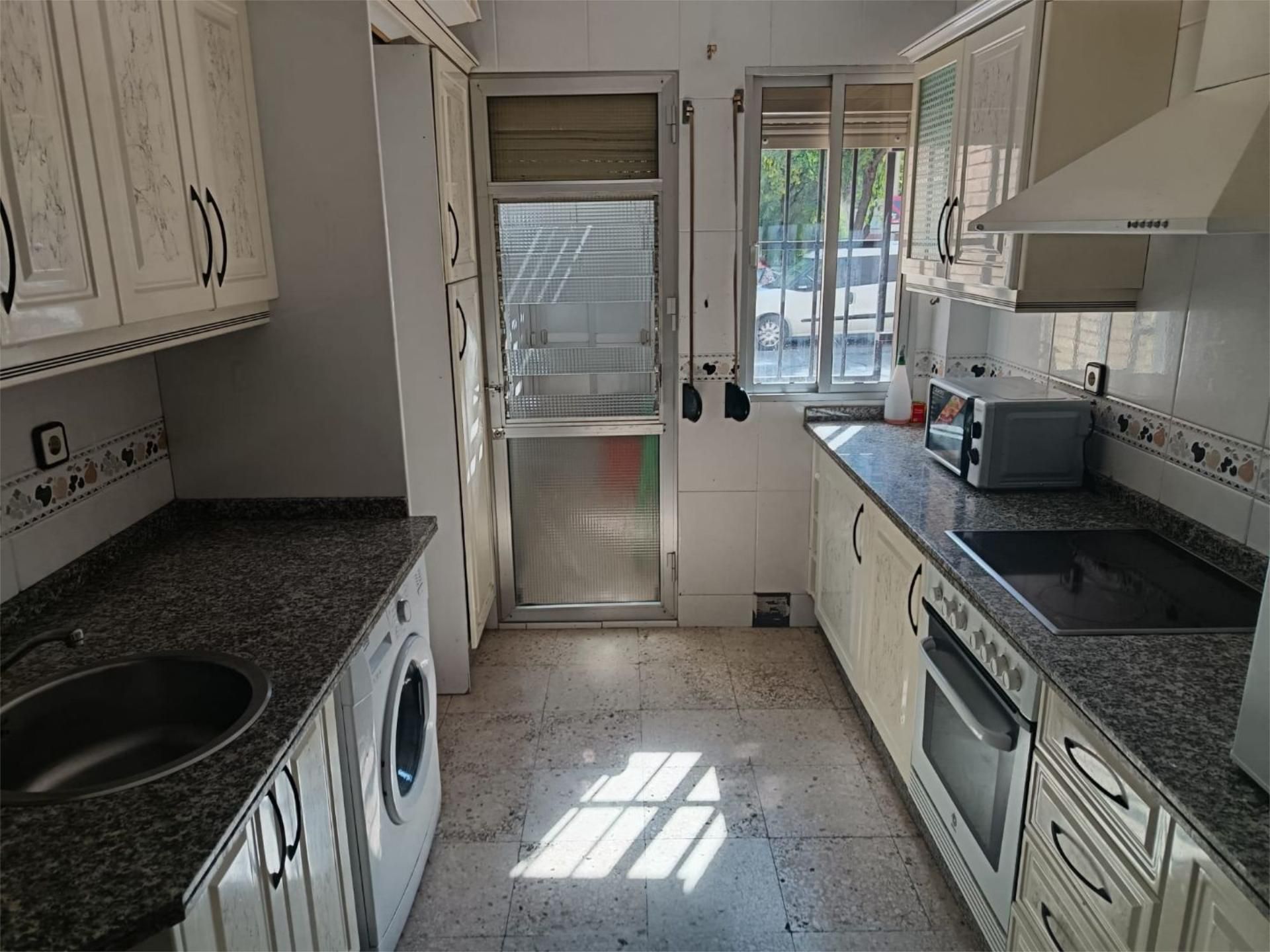 Kitchen of Flat for sale in  Huelva Capital