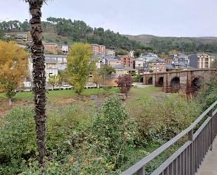 Vista exterior de Local de lloguer en Carballeda de Valdeorras