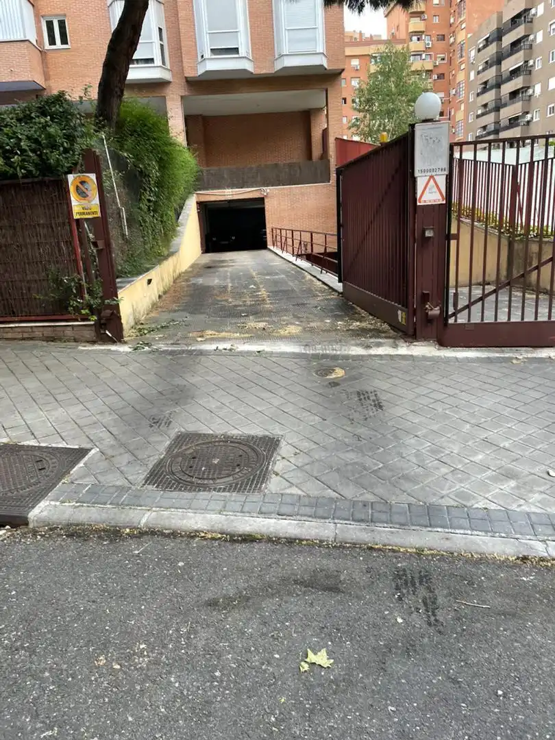 Parking de Garaje en venta en  Madrid Capital