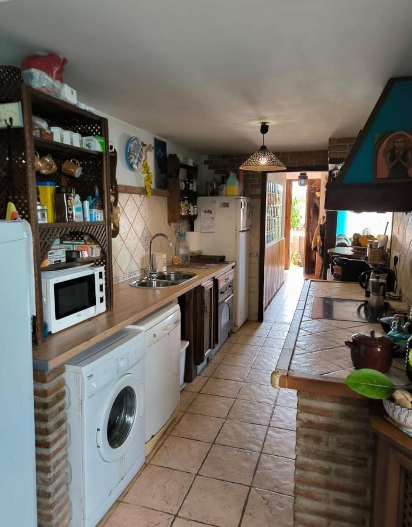 Kitchen of Single-family semi-detached for sale in La Línea de la Concepción  with Terrace and Swimming Pool